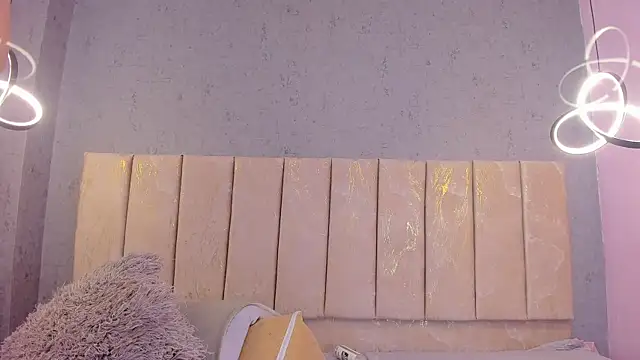 Tiffany mendez online show from 07/28/26, 03:21