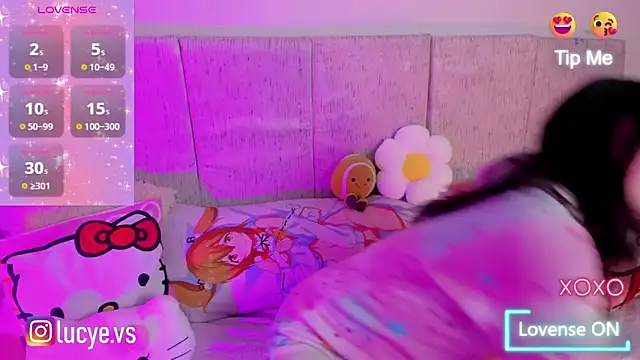 LucyEvans  online show from 09/18/25, 03:30