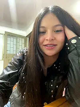 LucyEvans  online show from 10/20/25, 05:41