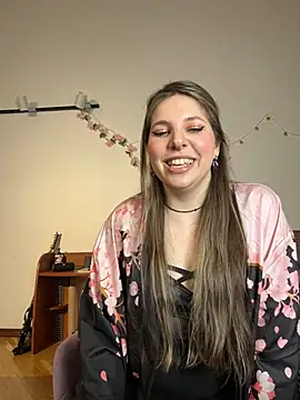 Annie aww online show from 03/23/25, 12:26