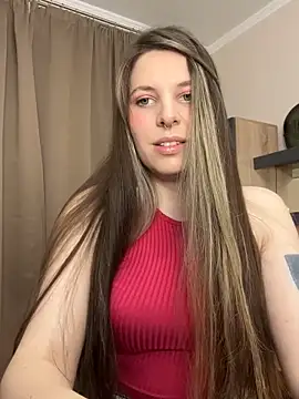 Annie aww online show from 12/05/25, 04:58