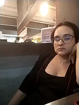 WasabiiiiiiChan24 online show from 10/18/25, 02:25