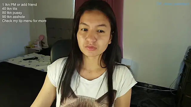 ChloeSanchezx online show from 06/16/26, 08:33