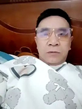 Snapshot of yjw6688 chatting on 04/25/26, 04:15 yjw6688 online show from 04/25/26, 04:15