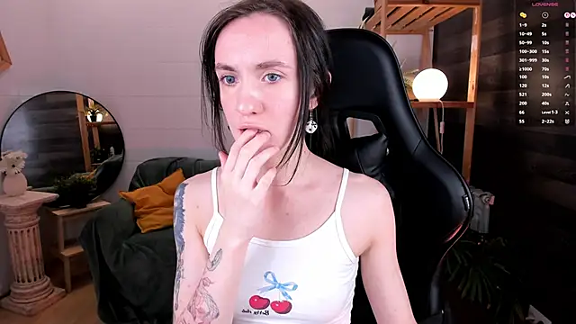 Dearly kitty online show from 05/13/26, 01:08