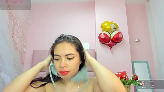 soyzarahtorres online show from 09/30/25, 12:26