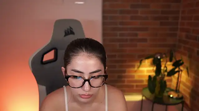 Snapshot of anyacutex chatting on 01/17/25, 10:34 anyacutex online show from 01/17/25, 10:34