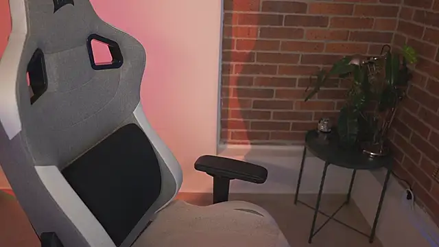 Snapshot of anyacutex chatting on 03/01/25, 10:21 anyacutex online show from 03/01/25, 10:21