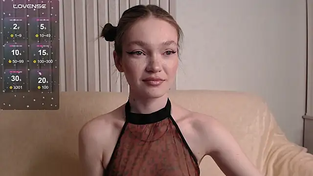 stellapayne1 online show from 12/13/25, 11:32