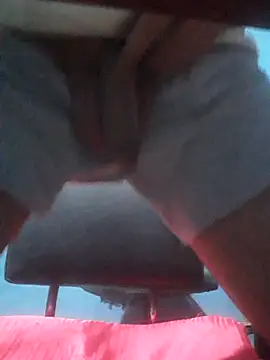 hugosafado333 online show from 10/25/25, 04:53