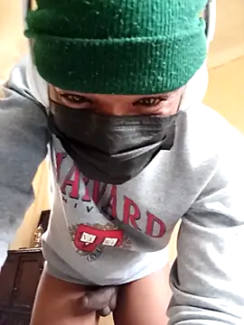 izinjamfee2 online show from 09/23/25, 01:36