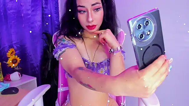 hanna  azumi online show from 12/13/24, 03:49