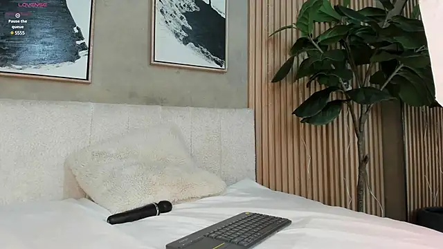 Ali Vega  online show from 12/27/24, 10:48