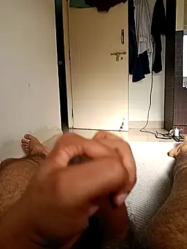 Snapshot of Rohan0ne chatting on 09/28/25, 10:31 Rohan0ne online show from 09/28/25, 10:31