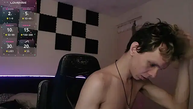 bryamado69 online show from 10/08/25, 11:02