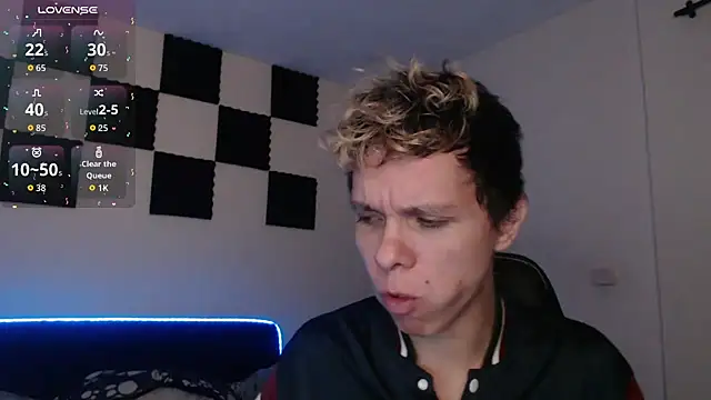 bryamado69 online show from 10/14/25, 02:12