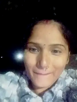 Snapshot of annaya_sweet chatting on 12/16/25, 01:27 annaya sweet online show from 12/16/25, 01:27