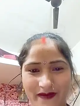 Snapshot of annaya_sweet chatting on 02/02/26, 07:40 annaya sweet online show from 02/02/26, 07:40