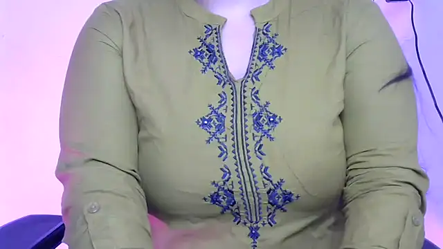 Cute-Ayesha online show from 09/12/25, 08:14