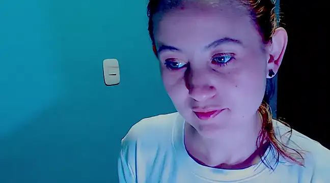 zoe jones3 online show from 12/05/24, 03:26