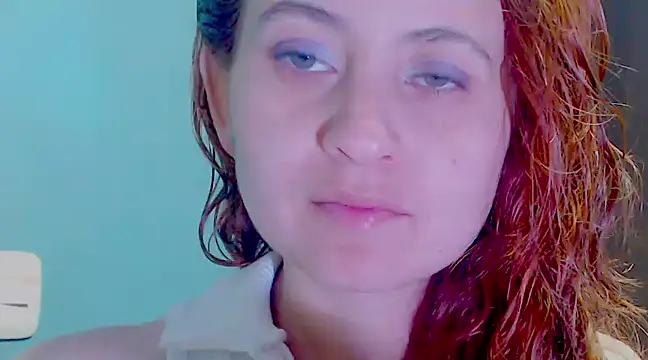 zoe jones3 online show from 12/12/24, 11:14