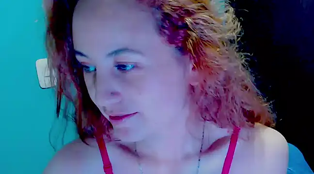 zoe jones3 online show from 12/17/24, 02:00