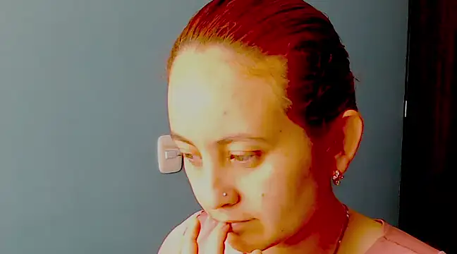 zoe jones3 online show from 12/21/24, 01:21