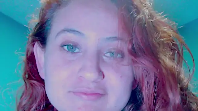 zoe jones3 online show from 12/28/24, 02:43