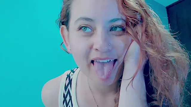 zoe jones3 online show from 01/20/25, 10:15
