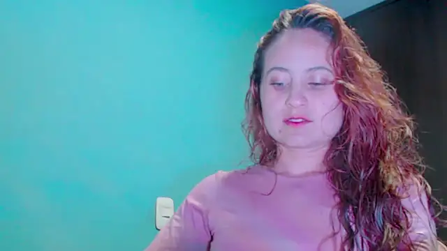 zoe jones3 online show from 02/01/25, 11:37