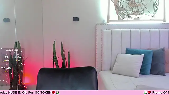 LenaRuiz  online show from 01/07/25, 03:12