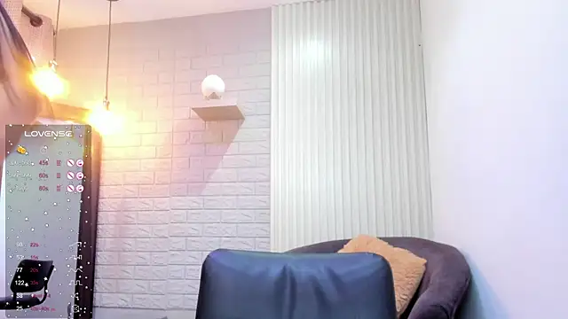 LenaRuiz  online show from 01/10/25, 03:58