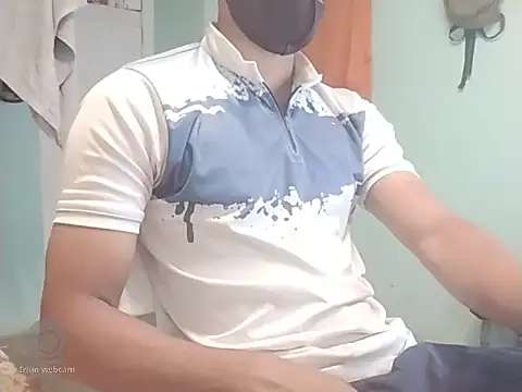 Snapshot of vicky0805 chatting on 03/20/25, 04:29 vicky0805 online show from 03/20/25, 04:29