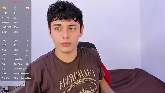 Snapshot of dani_2226 chatting on 10/26/25, 04:57 dani 2226 online show from 10/26/25, 04:57