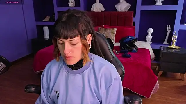  sharlotte777 online show from 09/11/25, 03:23