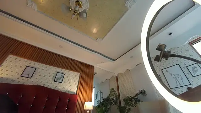 Princess Violett online show from 10/24/25, 02:35