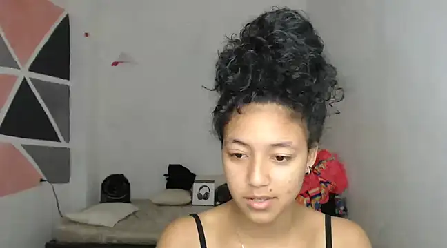 ley blus10 online show from 12/17/24, 04:12