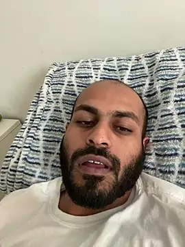 islandvybee55 online show from 01/12/25, 08:36