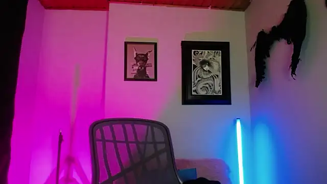 kim jeins11 online show from 10/08/25, 02:20