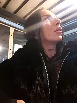 cicciolina online show from 12/12/24, 06:42