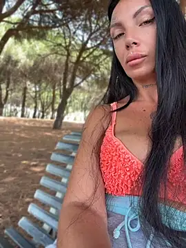 Snapshot of cicciolina chatting on 07/17/26, 12:23 cicciolina online show from 07/17/26, 12:23