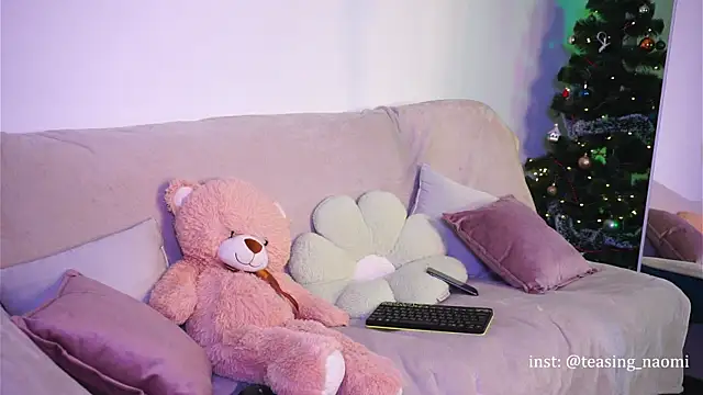 aesthetics  tease online show from 12/23/24, 02:35