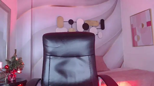 LessBoobs gh online show from 12/08/24, 06:28