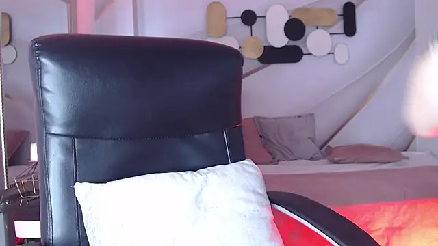 LessBoobs gh online show from 12/10/24, 03:01