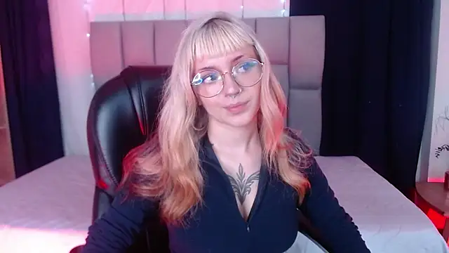 LessBoobs gh online show from 02/06/25, 12:05