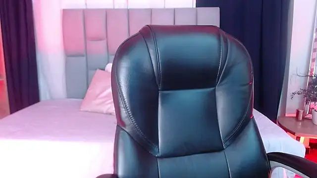 LessBoobs gh online show from 02/07/25, 05:29