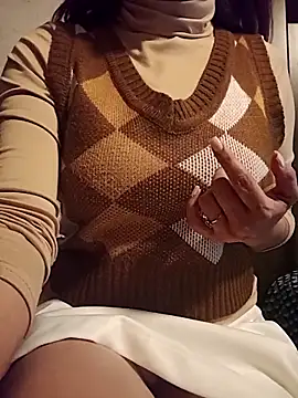 KITTEN-10 online show from 11/14/25, 03:38