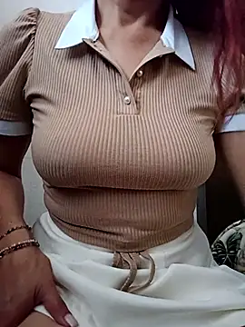 KITTEN-10 online show from 11/23/25, 07:13