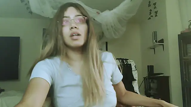 PolinaLoveX online show from 10/16/25, 03:40