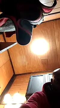 Snapshot of SukItSlo444 chatting on 12/13/24, 04:33 SukItSlo444 online show from 12/13/24, 04:33